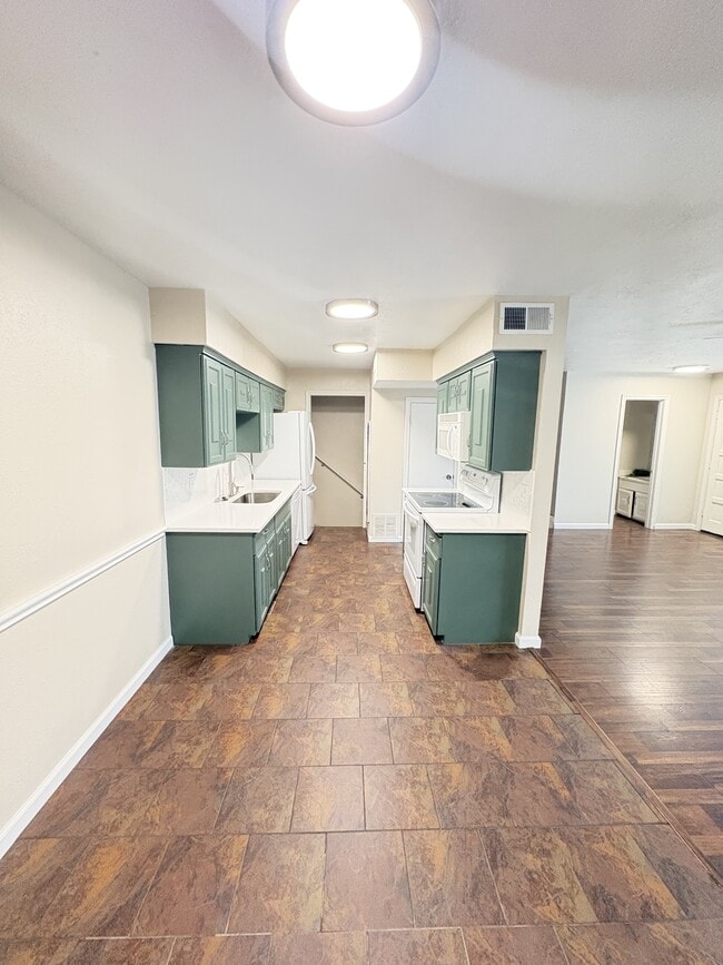 Photo - 2622 Custer Pkwy