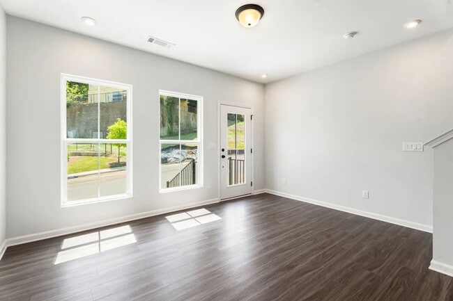 Photo - Beautiful Grant Park Townhome Directly on the Atlanta BeltLine w/ City Views!