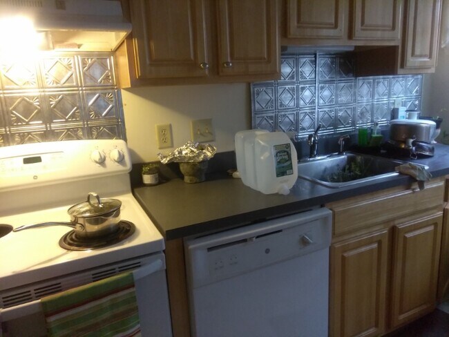 Photo - 29B Edgewood St