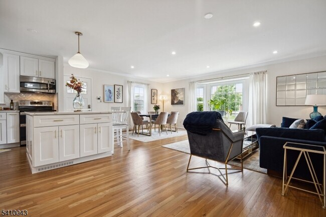 Photo - 126 Brandywyne Dr