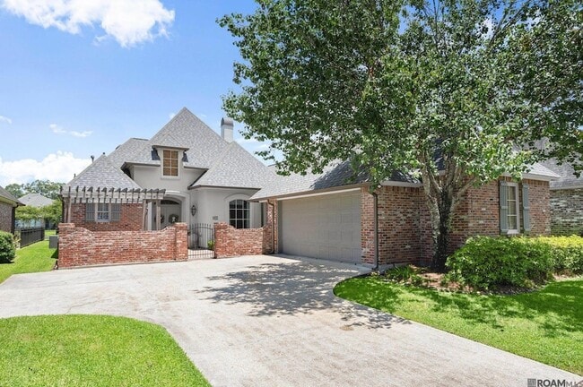 Building Photo - 19537 S Harrells Ferry Rd