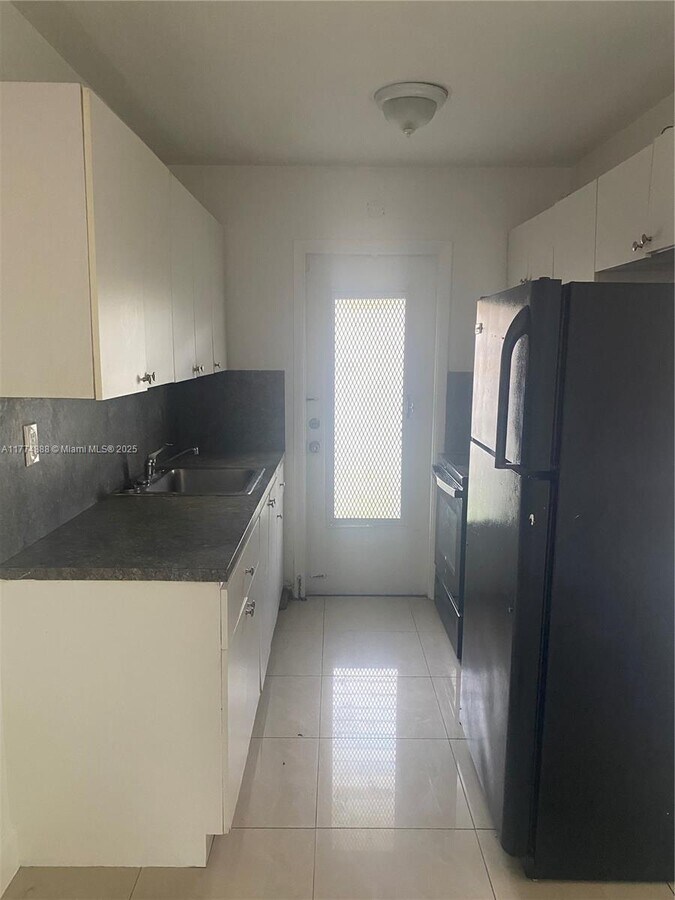 Photo - 16120 NE 19th Ct Unit 3