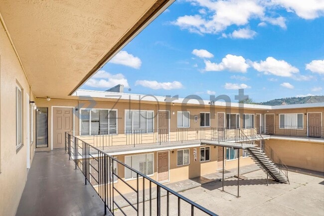 Photo - 7630 Lockwood St