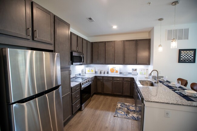 Photo - Hunter's Mill Apartments