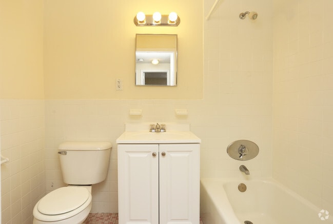 Cuarto de baño de dos dormitorios