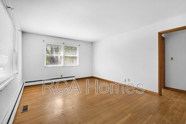 Photo - 1508 Castle Ave