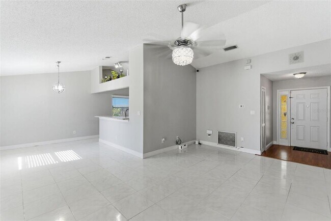 Photo - 6714 Gadwall Ln