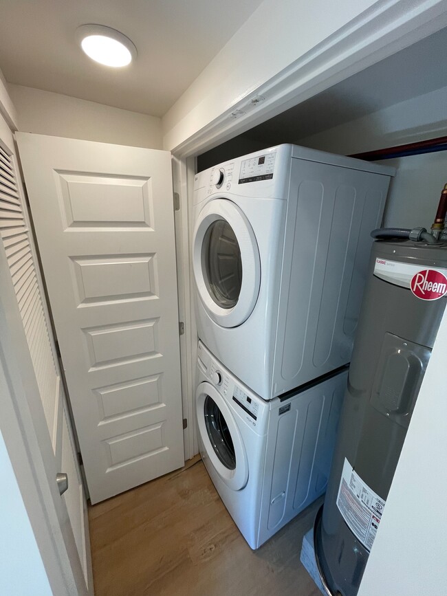 In Unit Washer & Dryer