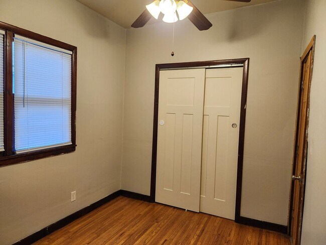 Photo - 1552 Edmund Ave
