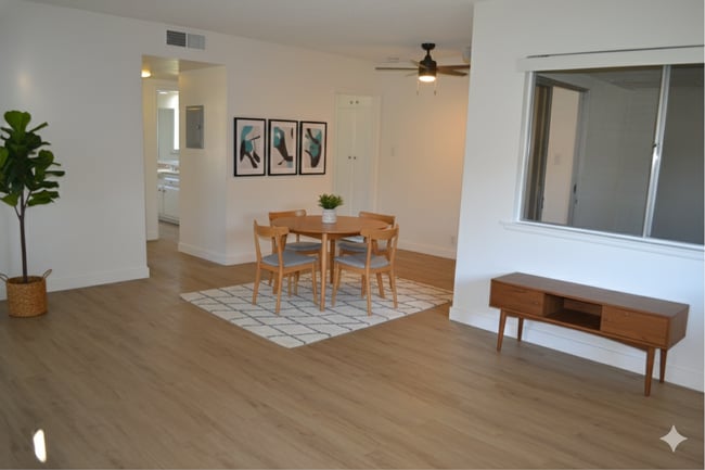 Photo - Royal Gardens Arcadia