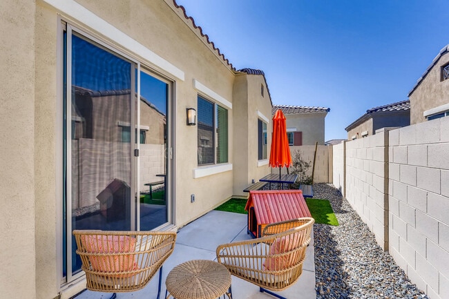 Private Backyards - Avilla Camelback Ranch Rental