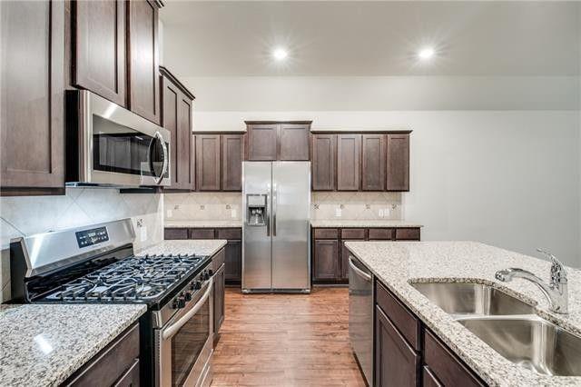 Photo - 2420 Dolostone Dr