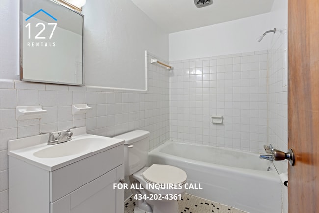 Photo - Comfortable & Convenient 1-Bedroom Apartment in Prime Lynchburg Location! Unit 4