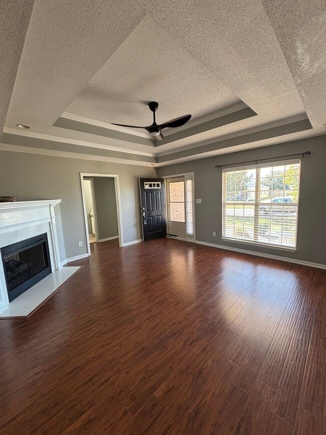 Photo - 221 Stirling Bridge Dr