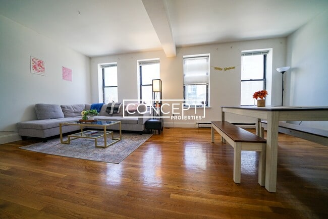 Photo - 772 Columbus Ave Unidad 4