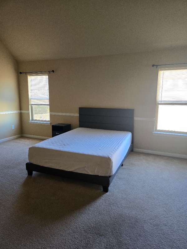 Photo - 2797 Huntcliffe Dr