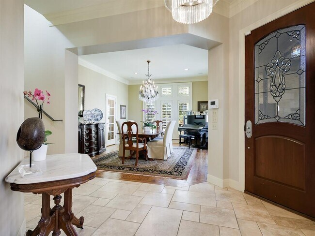 Photo - 2510 W 35th St