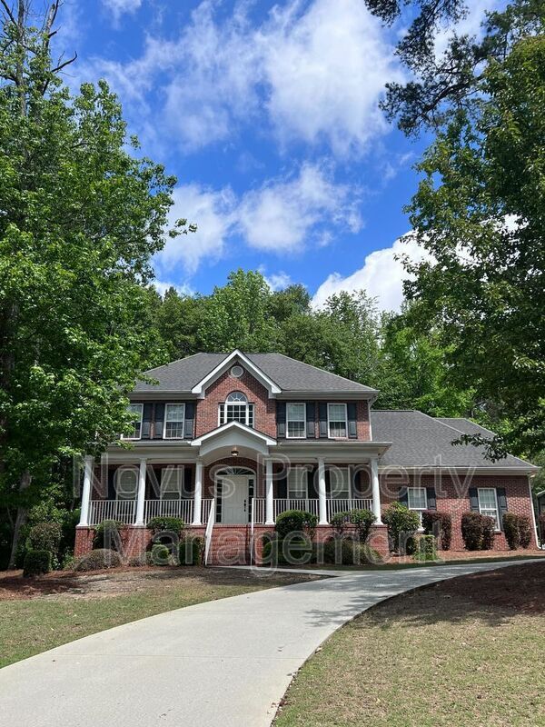 Photo - 119 Tullamore Trail