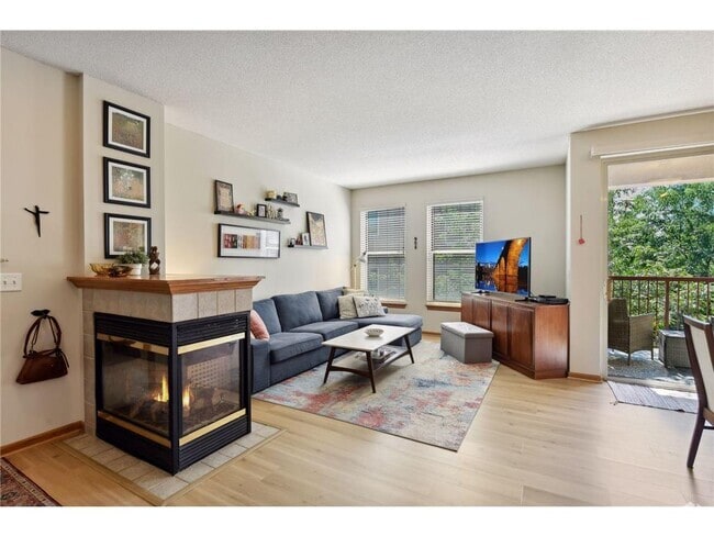 Building Photo - 580 N 2nd St Unit 407 Rental