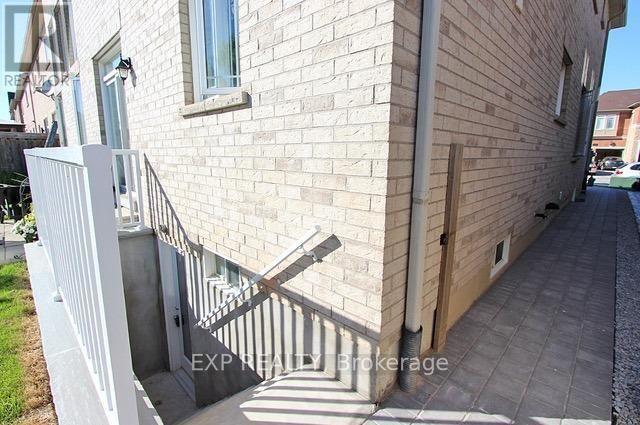 Photo - 24 Clarion Rd