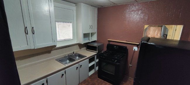 Photo - 2903 Pingree Ave E