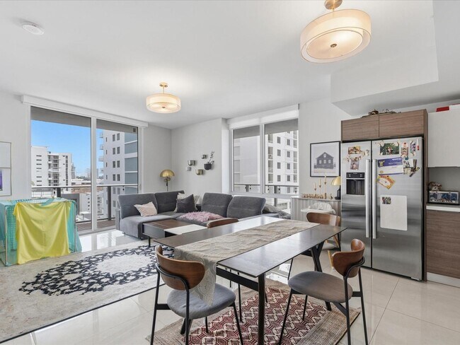 Photo - 1010 SW 2nd Ave Unit 1009