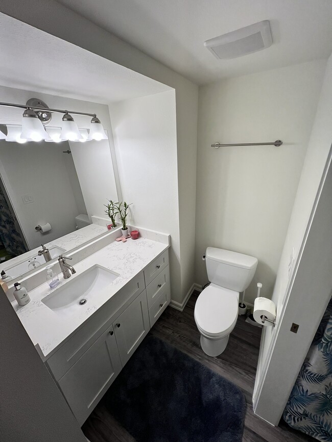 Photo - 3927 108th Ave NE Unit A102