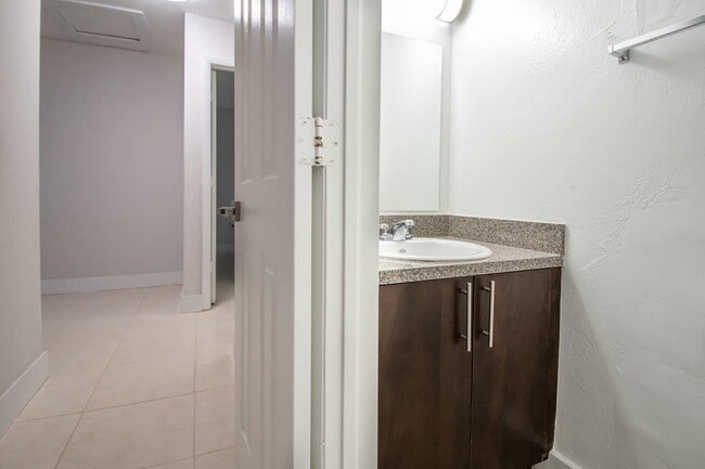 Photo - Legacy Amanda Palms