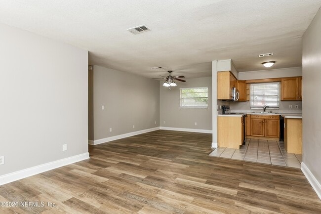 Photo - 7930 Rondeau Dr E