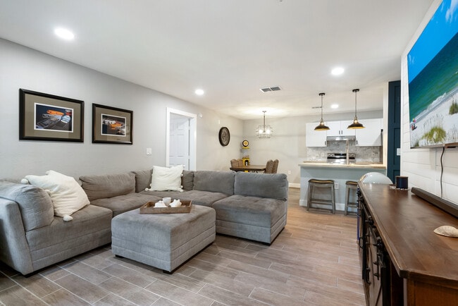 Photo - 7424 Vista Way Unit 104