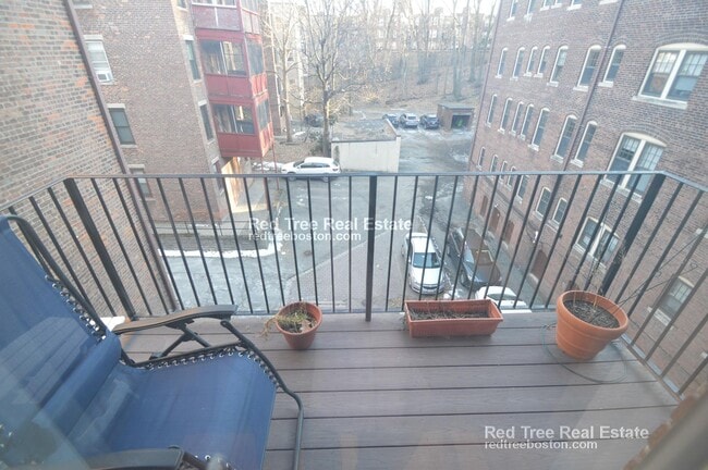 Photo - 1203 Beacon St Unit 4