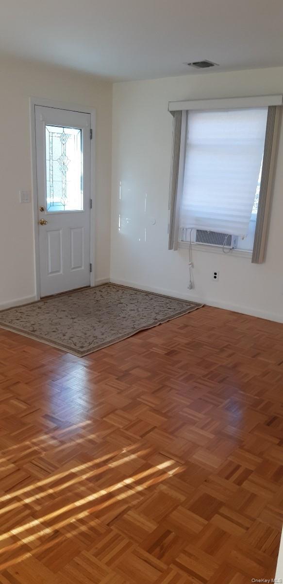 Photo - 28 Ledgewood Cir