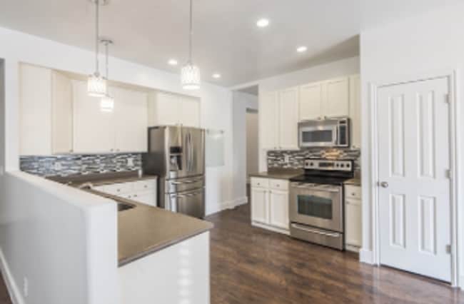 Photo - Beautiful 5 Bed | 2.5 Bath | 3 Car Single Family Home