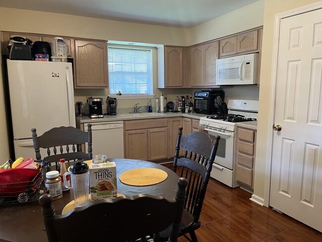 Eat in Kitchen - 6777 Colbert St Unit 6777 Colbert