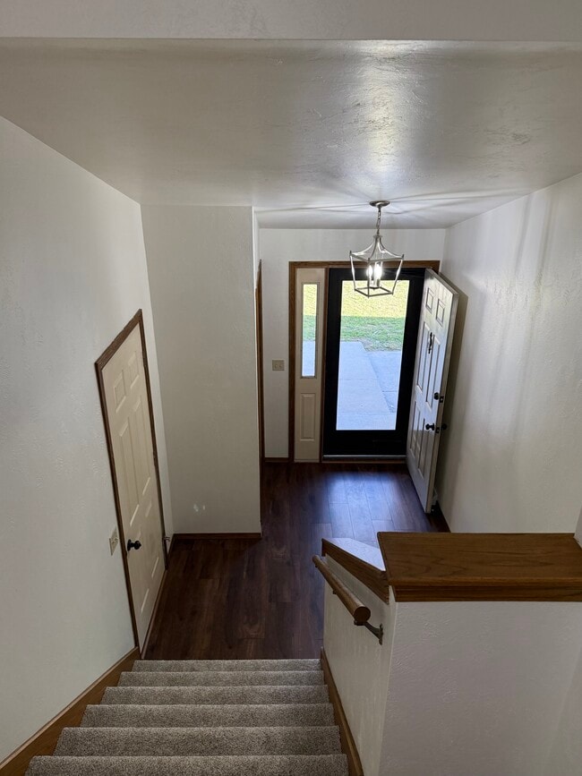2757 Kathy Dr