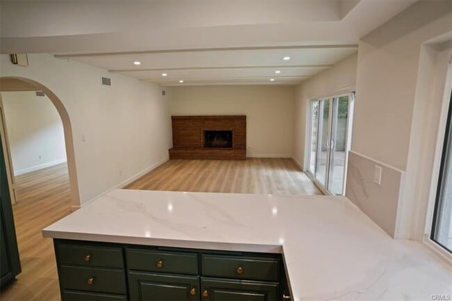 Photo - 1925 Parkside Ave