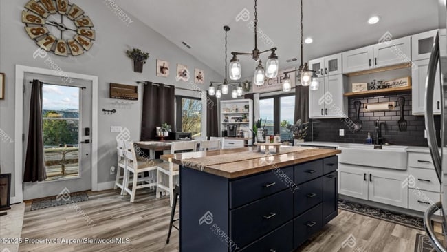 Photo - Modern Farmhouse Living with Incredible Views