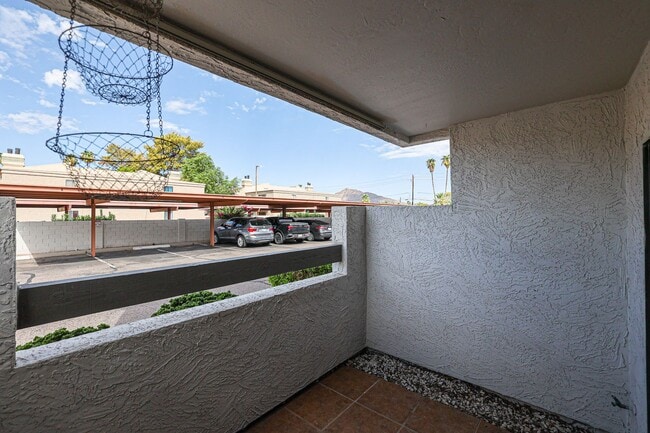 Photo - Great Central Scottsdale Location!