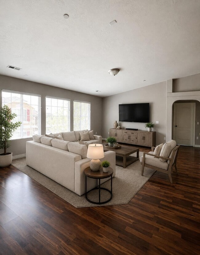 Photo - 1195 W Dallin Dr