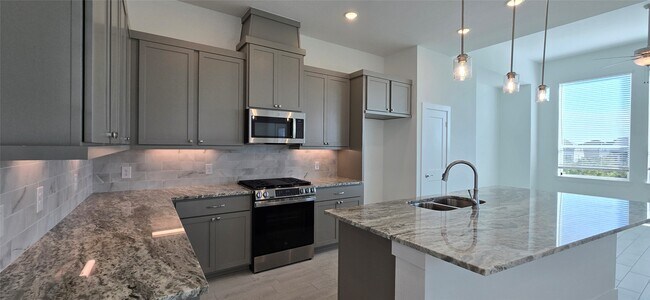 Photo - 21123 Medina River Dr