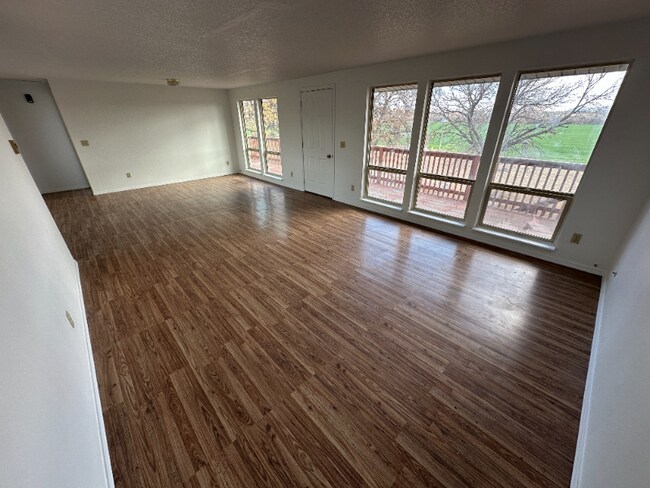 Photo - 154 Moose Ln