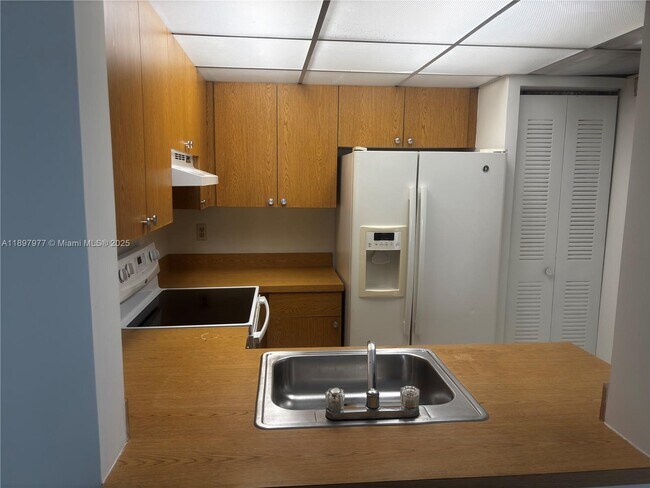 Photo - 14909 SW 104th St Unit 18-11