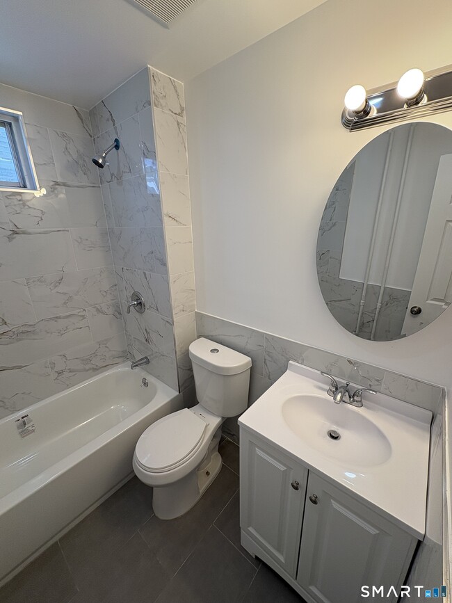 Photo - 133 Willow St Unidad 2nd FL