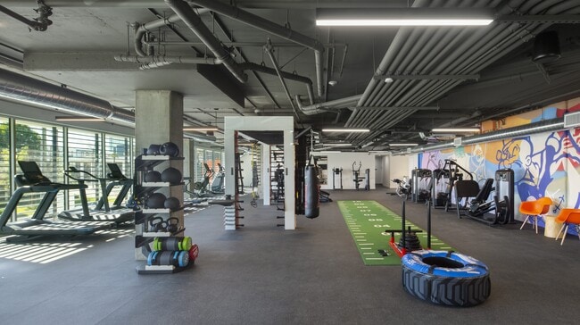 Photo - The Q Variel