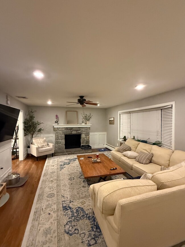 Photo - 28 Glendale Dr