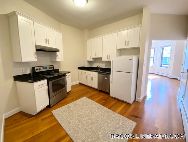 Photo - 1728 Beacon St Unidad 1