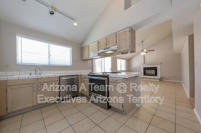 Photo - 10204 E Kensington Dr