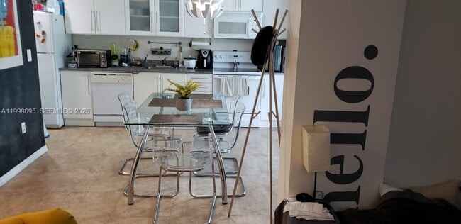 Photo - 275 NE 18th St Unit 307