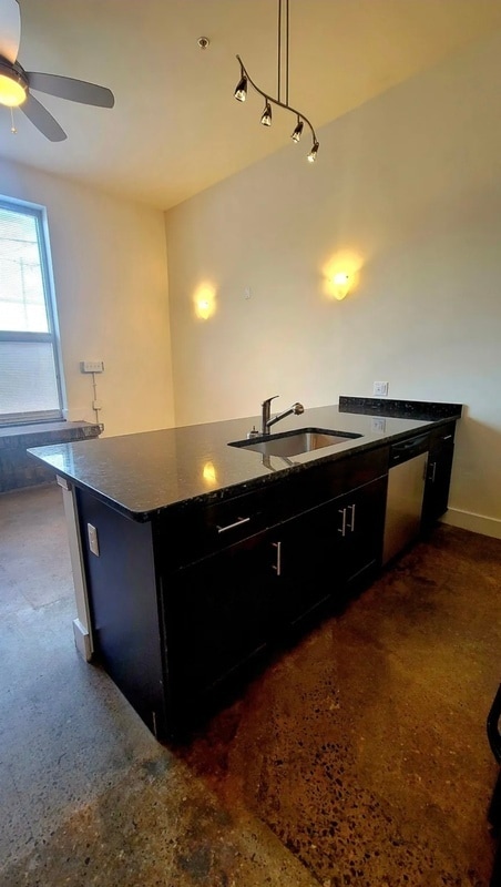 Photo - 7 W 13th St Unidad 1 bedroom