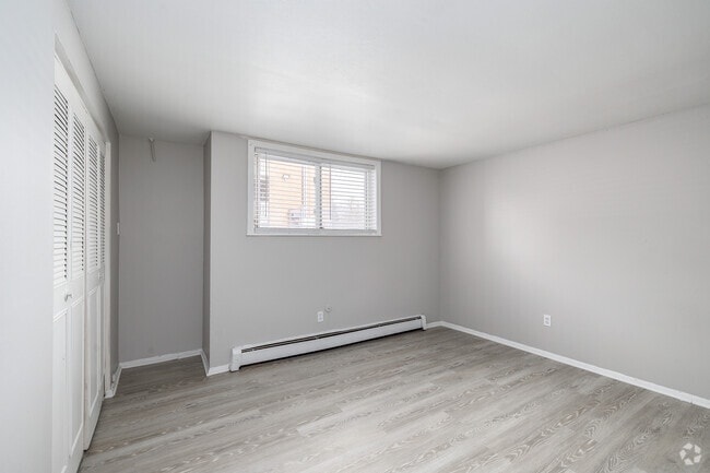 Virginia - 2BR, 1BA - 670SF - Primary Bedroom